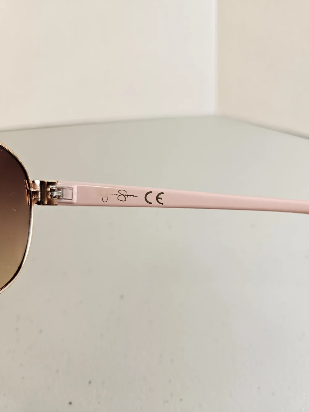 Jessica Simpson Gold Frame Brown to Pink Gradient Aviator Sunglasses